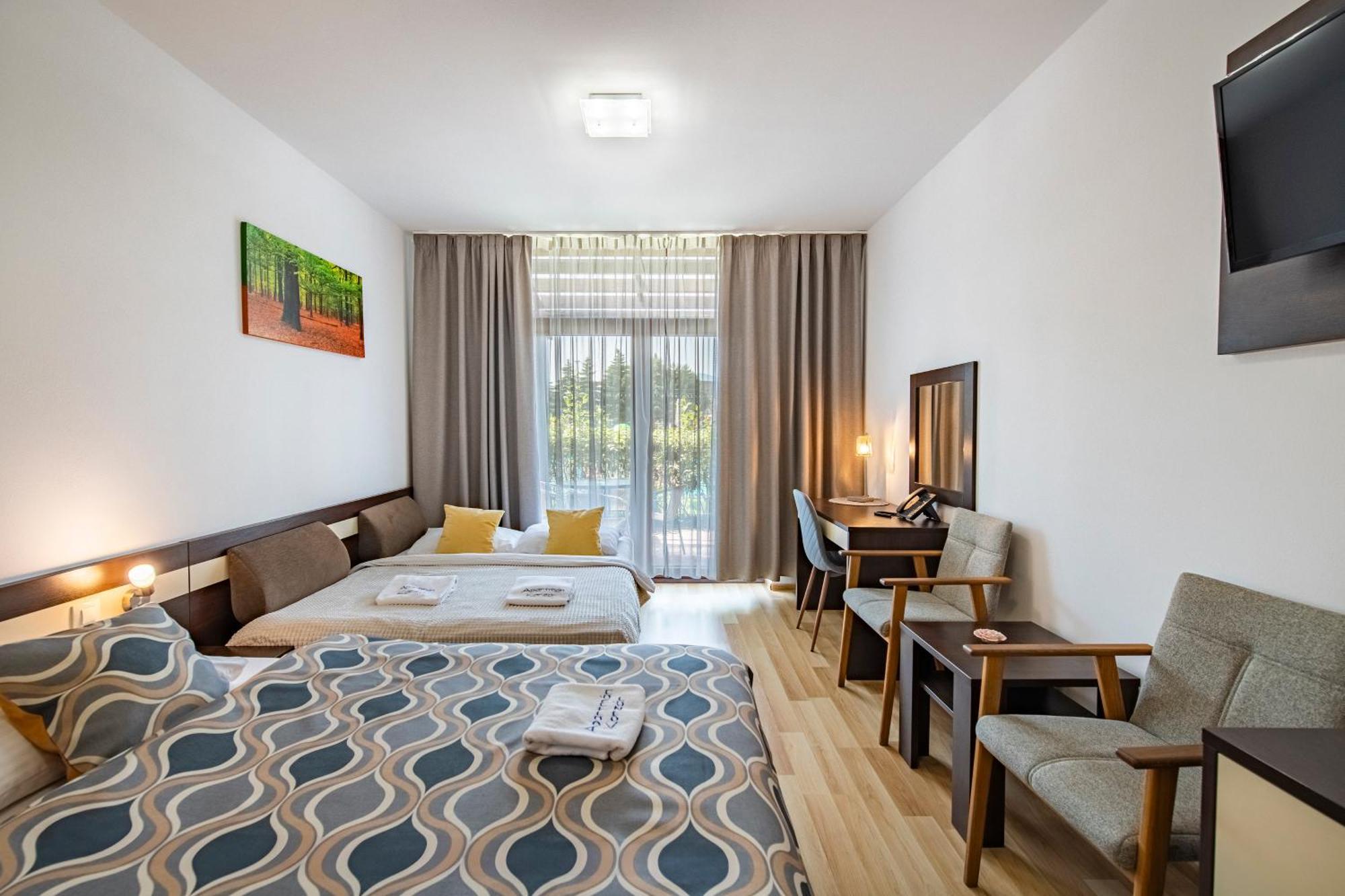 Besenova Apartman Korzar Luaran gambar